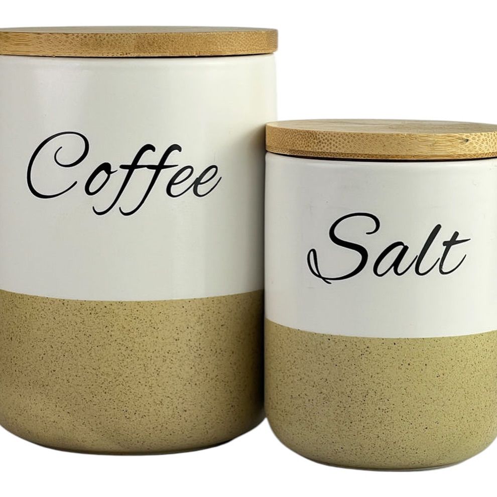 مجموعة مرطبانات التوابل الخزفية المكونة من 7 قطع مع أغطية من الخيزران ورف خشبي 