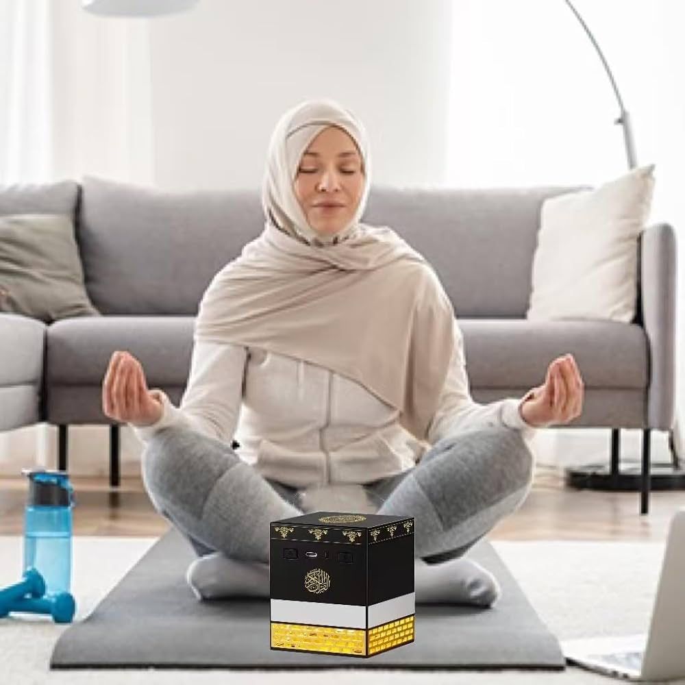 Kaaba Quran Speaker with Remote Control for 114 Quran Surahs, Night Light MP3 Music Player with 18 Reciters and 16 Translations